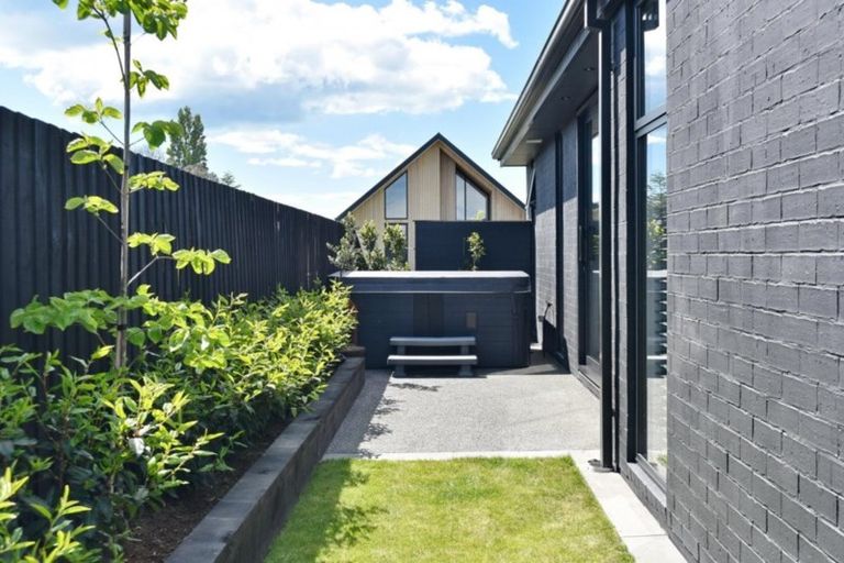 Photo of property in 34 Karere Avenue, Marshland, Christchurch, 8083