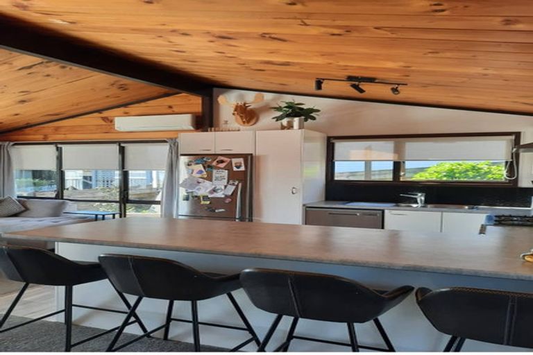 Photo of property in 98 Conclusion Street, Ascot Park, Porirua, 5024