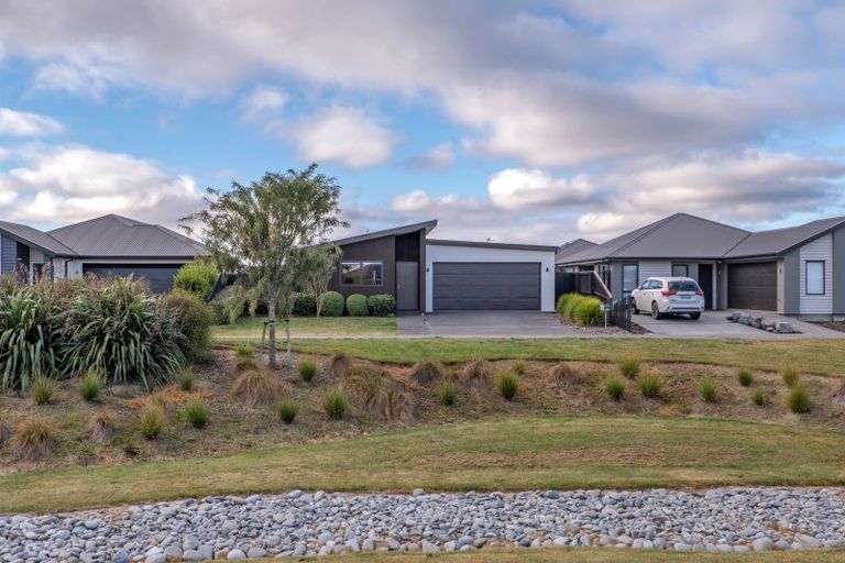 Photo of property in 38 William Deans Drive, Prebbleton, 7604