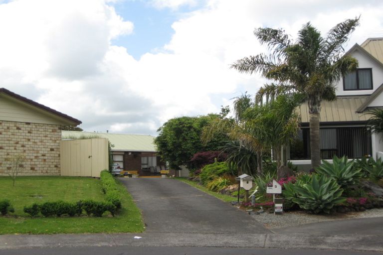 Photo of property in 7 Neralee Court, Conifer Grove, Takanini, 2112