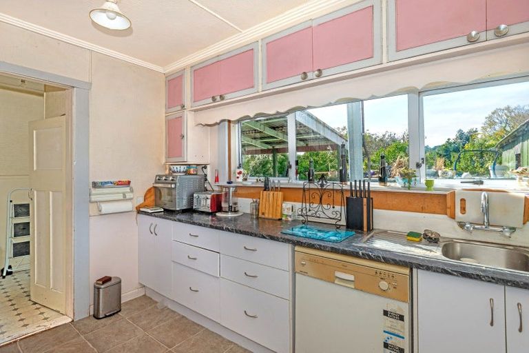 Photo of property in 18 Daphne Street, Outer Kaiti, Gisborne, 4010