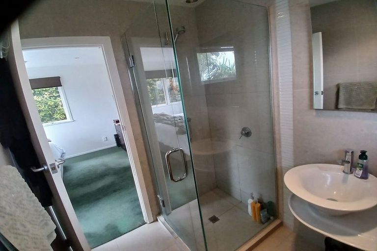 Photo of property in 819 Beach Road, Browns Bay, Auckland, 0630