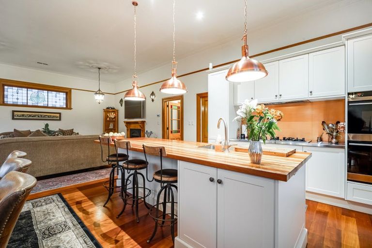 Photo of property in 104 Richmond Street, Petone, Lower Hutt, 5012