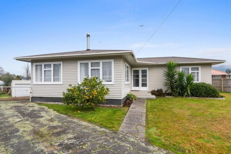 Photo of property in 18 Steeles Lane, Western Heights, Rotorua, 3015