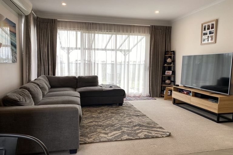 Photo of property in 55 Whenuapai Drive, Whenuapai, Auckland, 0618