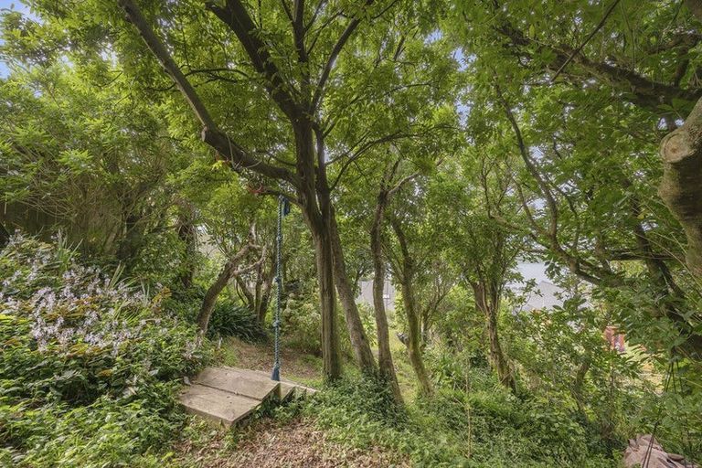 Photo of property in 64 Roseneath Terrace, Roseneath, Wellington, 6011