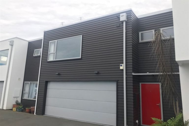 Photo of property in 34b Packe Street, Edgeware, Christchurch, 8013