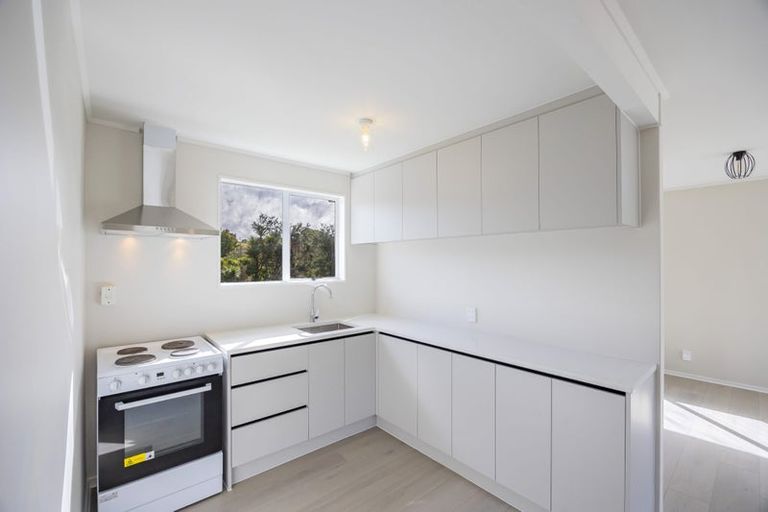 Photo of property in 1/50 Borich Road, Sunnyvale, Auckland, 0612