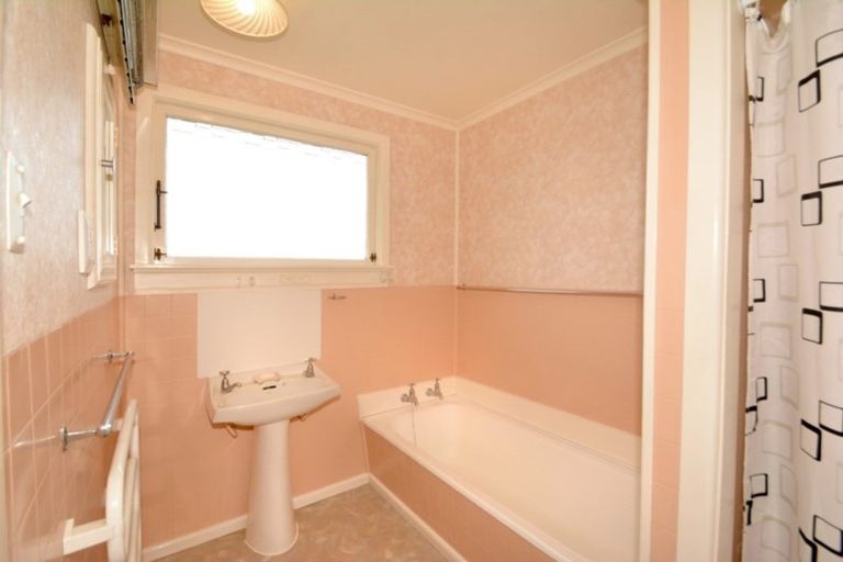 Photo of property in 247 Highcliff Road, Shiel Hill, Dunedin, 9013