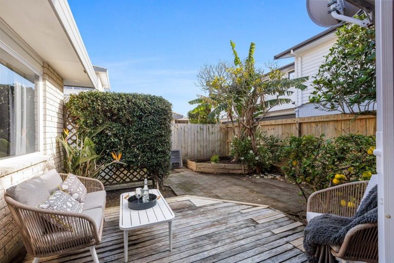 Photo of property in 2/448 Hibiscus Coast Highway, Orewa, 0931