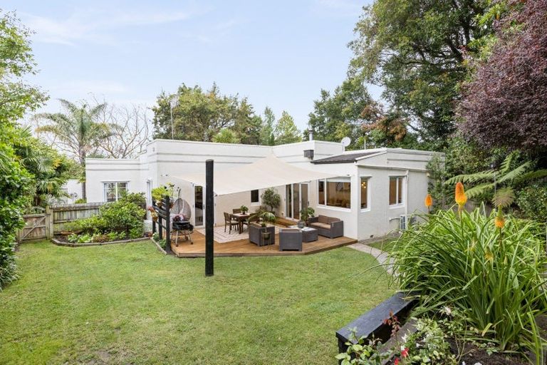 Photo of property in 6 Ormond Road, Hospital Hill, Napier, 4110