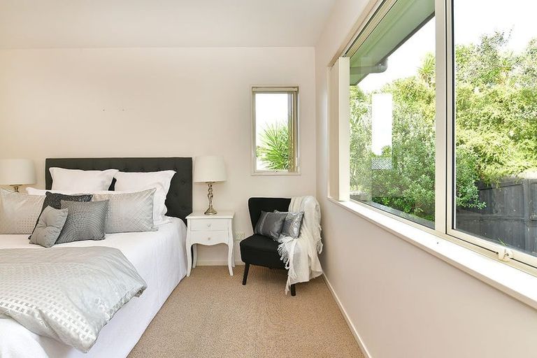 Photo of property in 9 Blue Heron Rise, Stanmore Bay, Whangaparaoa, 0932