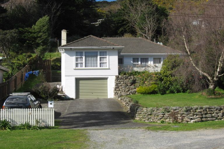 Photo of property in 89 Coast Road, Wainuiomata, Lower Hutt, 5014