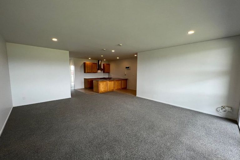Photo of property in 1/63 Kestev Drive, Flat Bush, Auckland, 2016