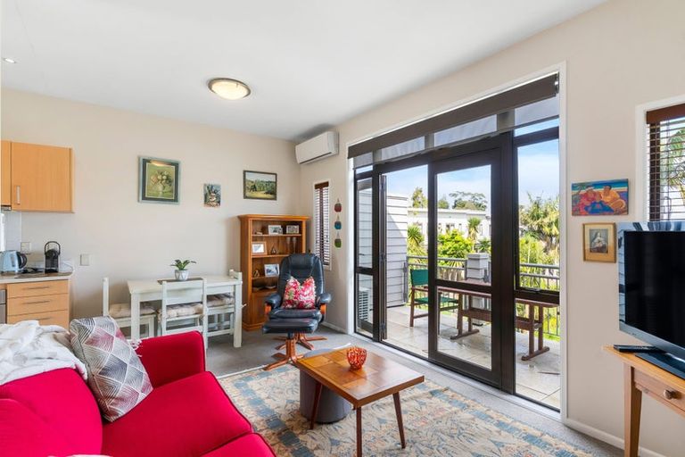 Photo of property in The Grange, 98/92 Bush Road, Albany, Auckland, 0632