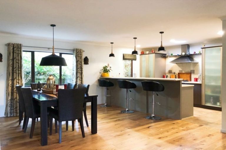 Photo of property in 73b Hillwell Drive, Henderson, Auckland, 0612