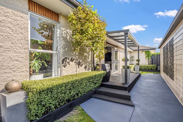 Photo of property in 500c Harewood Road, Harewood, Christchurch, 8051