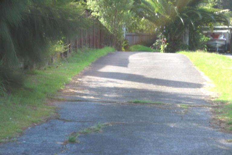 Photo of property in 64 Glen Marine Parade, Glendene, Auckland, 0602