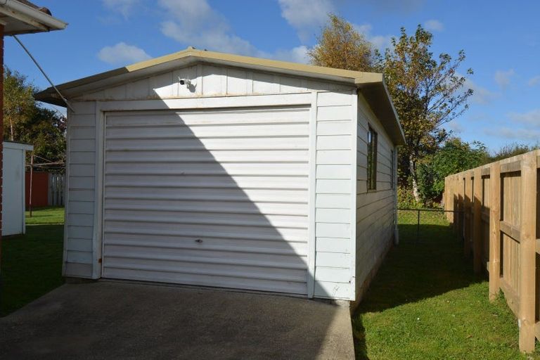 Photo of property in 33 Lithgow Place East, Glengarry, Invercargill, 9810