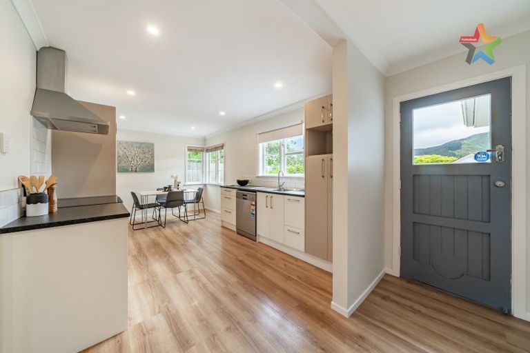 Photo of property in 110b Wellington Road, Wainuiomata, Lower Hutt, 5014