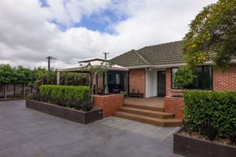 Photo of property in 2 Springbank Street, Bryndwr, Christchurch, 8053