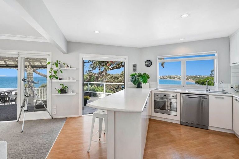 Photo of property in 11 Swann Beach Road, Stanmore Bay, Whangaparaoa, 0932