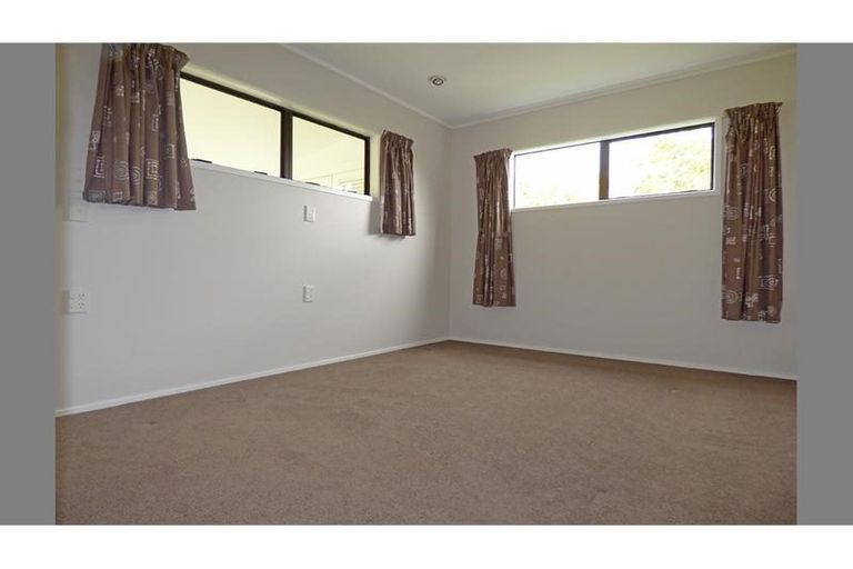 Photo of property in 24 Alton Avenue, Hillcrest, Auckland, 0627