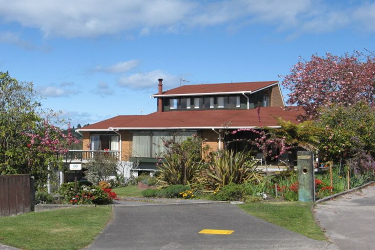 Photo of property in 20 Isobel Street, Acacia Bay, Taupo, 3330