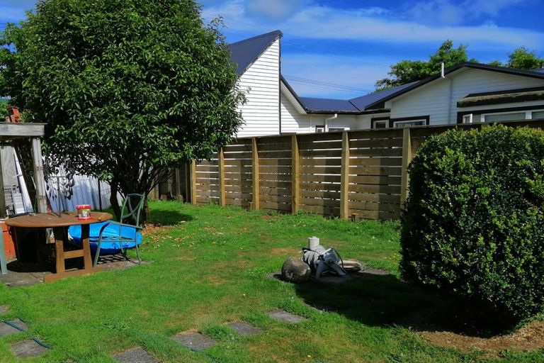 Photo of property in 10 Tukapa Street, Westown, New Plymouth, 4310