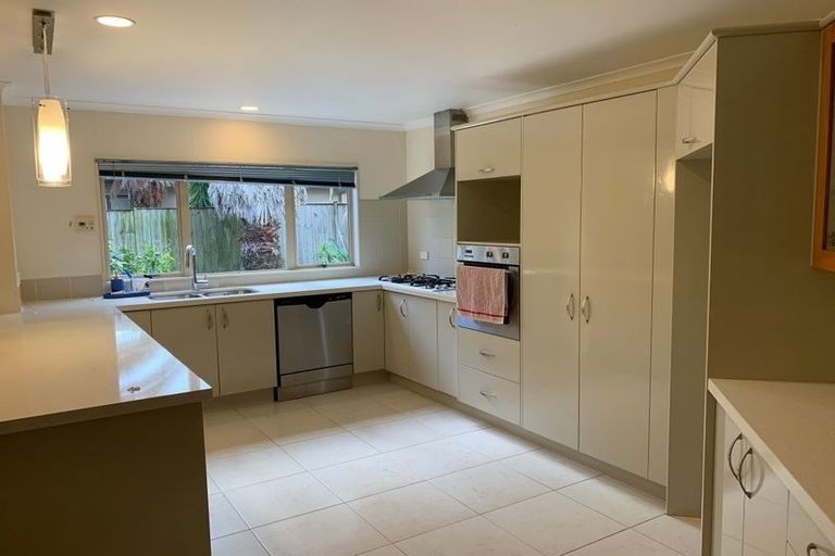 Photo of property in 24 Banville Road, East Tamaki, Auckland, 2016