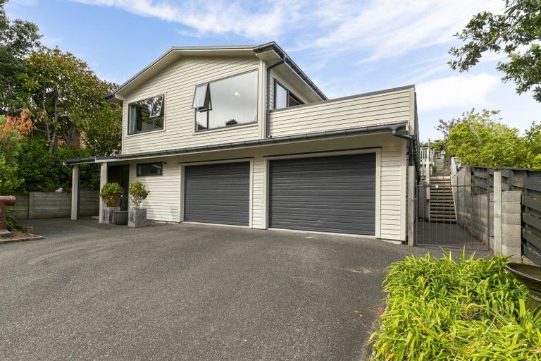Photo of property in 71 Amapur Drive, Ngaio, Wellington, 6035