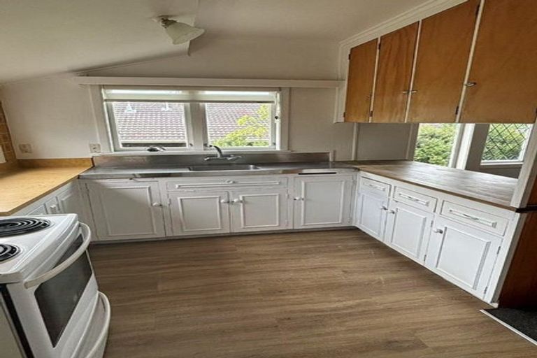 Photo of property in 10 Seaview Road, Milford, Auckland, 0620