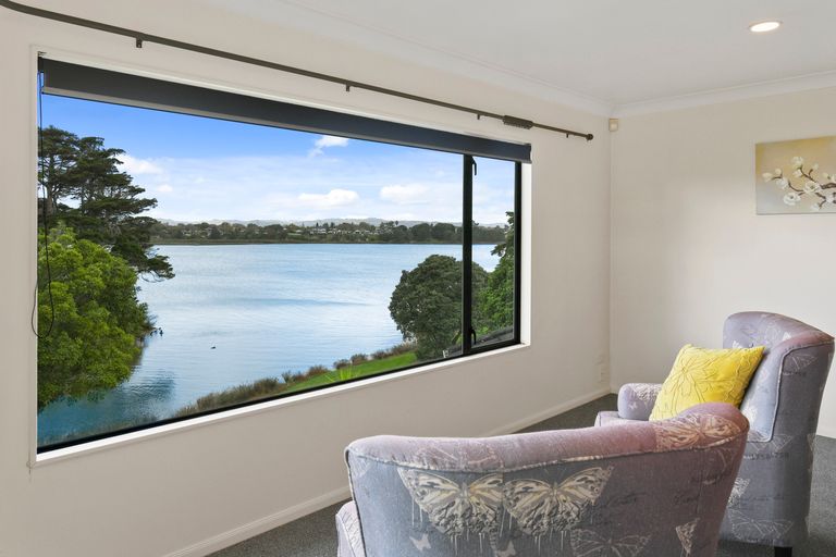 Photo of property in 16 Crannich Place, Wattle Downs, Auckland, 2103
