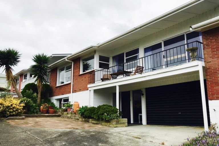 Photo of property in 2/28 Norman Road, Hauraki, Auckland, 0622