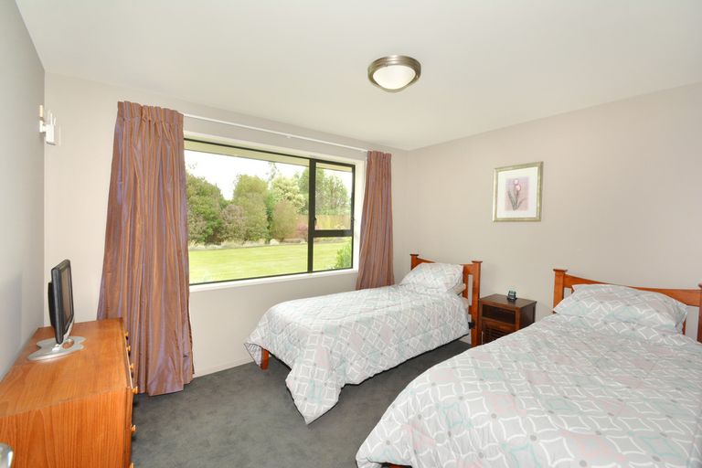 Photo of property in 17 Wavy Knowes Drive, Waldronville, Dunedin, 9018