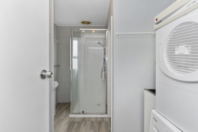 Photo of property in 2/23 Robins Road, Judea, Tauranga, 3110