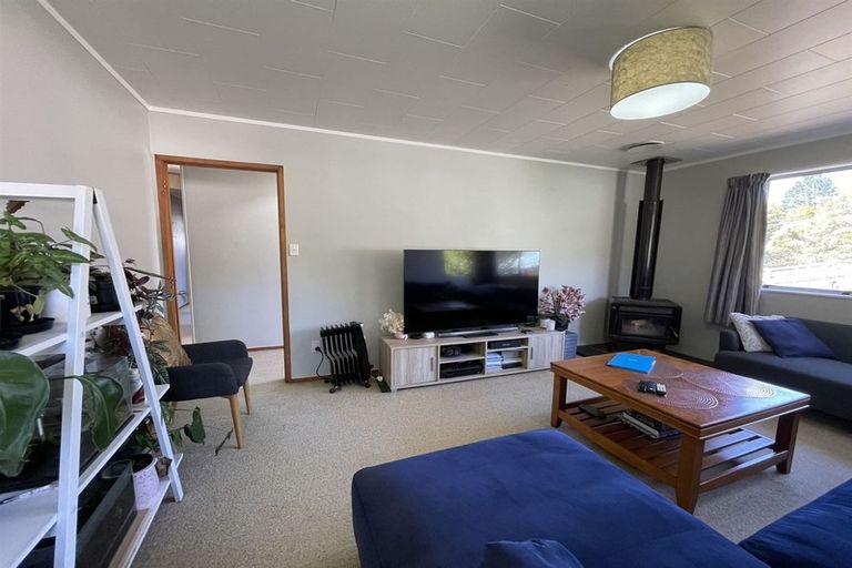 Photo of property in 11 Glenfinn Place, Massey, Auckland, 0614