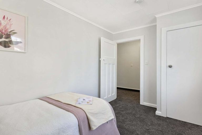 Photo of property in 1/705 Heretaunga Street East, Parkvale, Hastings, 4122