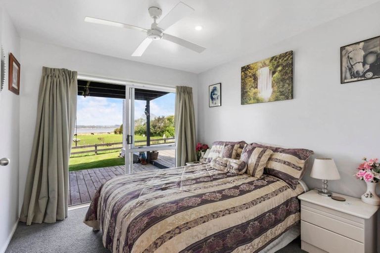 Photo of property in 96 Westhead Road, Pollok, Waiuku, 2683