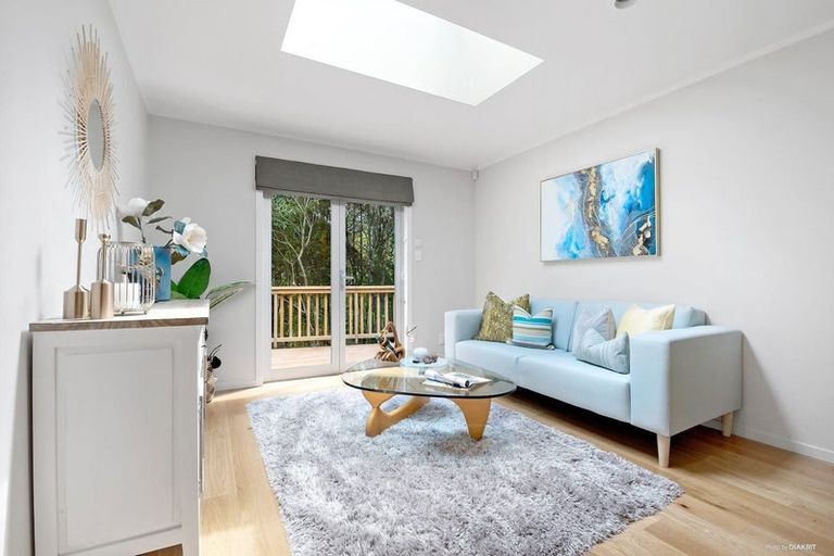 Photo of property in 1/33 Rangatira Road, Birkdale, Auckland, 0626