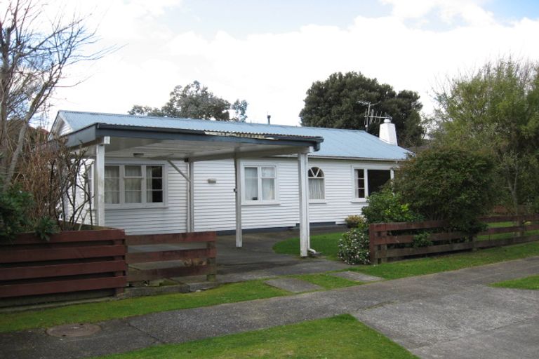 Photo of property in 26 Faulke Avenue, Wainuiomata, Lower Hutt, 5014