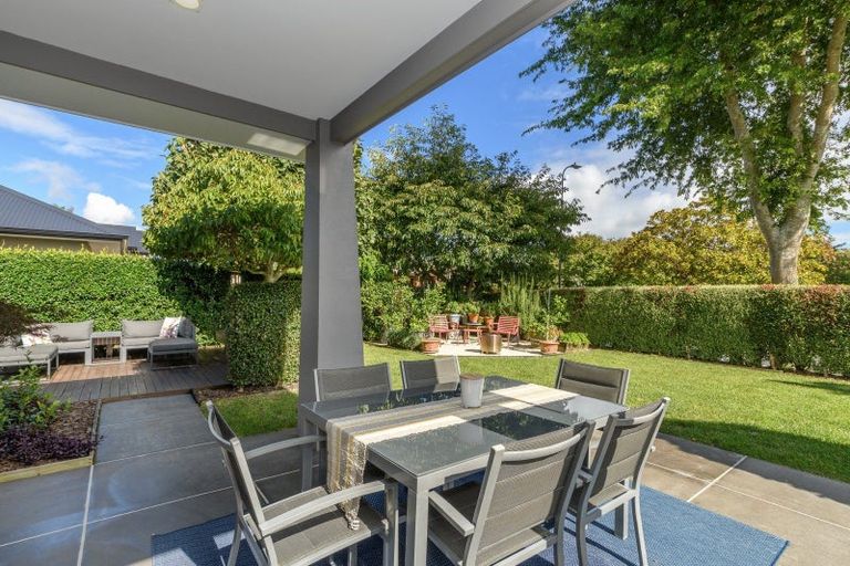 Photo of property in 21 Redhaven Place, Bethlehem, Tauranga, 3110