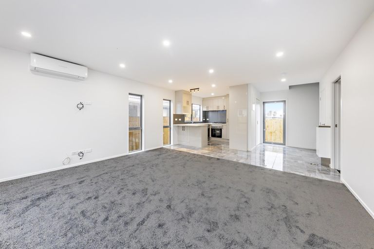 Photo of property in 28a Fernaig Street, Papakura, 2110