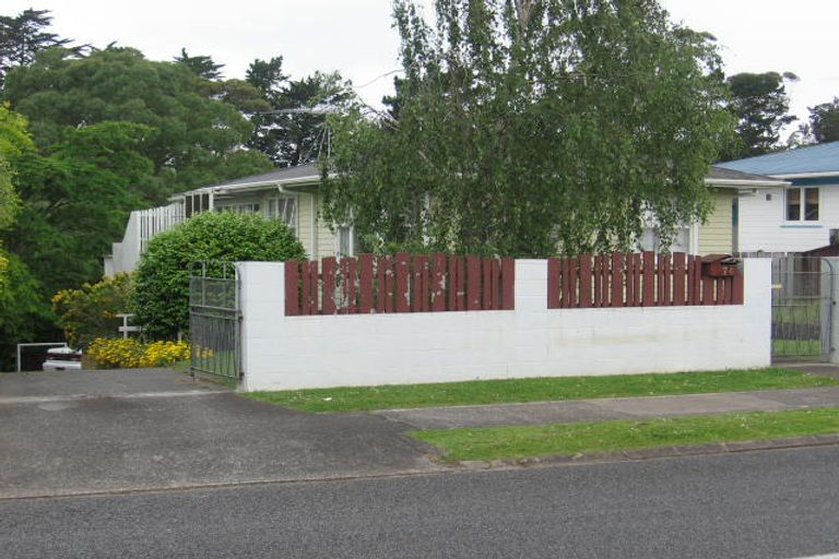 Photo of property in 74 Ennis Avenue, Pakuranga Heights, Auckland, 2010
