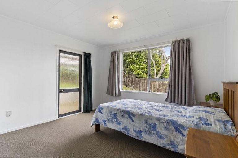Photo of property in 3 Bonito Place, Bayview, Auckland, 0629