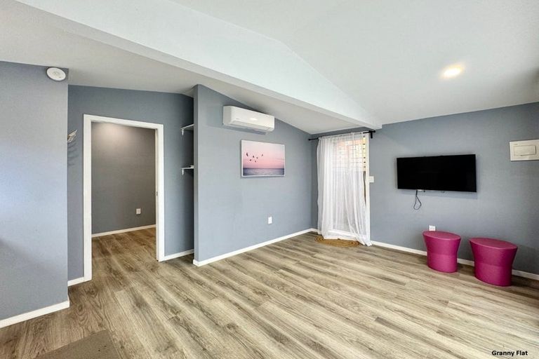Photo of property in 3/3 George Street, Mangere East, Auckland, 2024