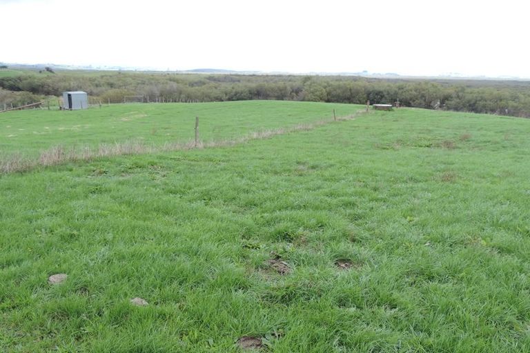 Photo of property in 669 Island Block Road, Island Block, Te Kauwhata, 3782