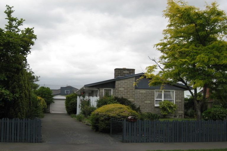 Photo of property in 88 Teesdale Street, Burnside, Christchurch, 8053