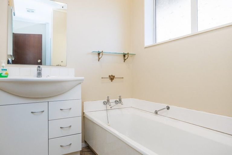 Photo of property in 292d College Street, West End, Palmerston North, 4410