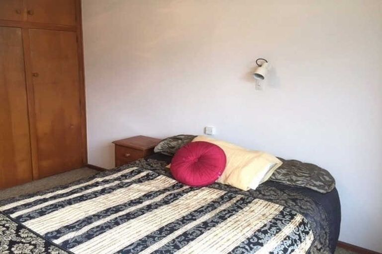 Photo of property in 4/33 Whitmore Street, Edgeware, Christchurch, 8013